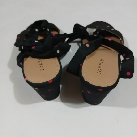 Torrid Polka Dot Tie Up Heels - Picture 6 of 12